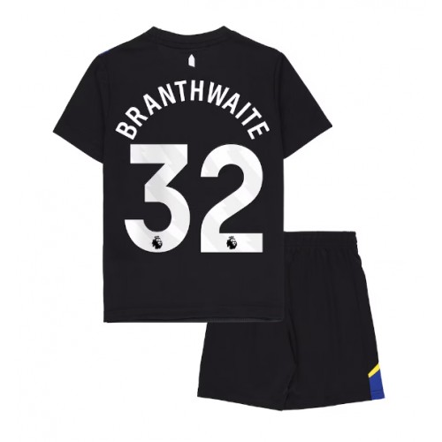 Everton Jarrad Branthwaite #32 Replika Babytøj Tredje sæt Børn 2025-26 Kortærmet (+ Korte bukser) Everton Jarrad Branthwaite #32 Replika Babytøj Tredje sæt Børn 2025-26 Kortærmet (+ Korte bukser)